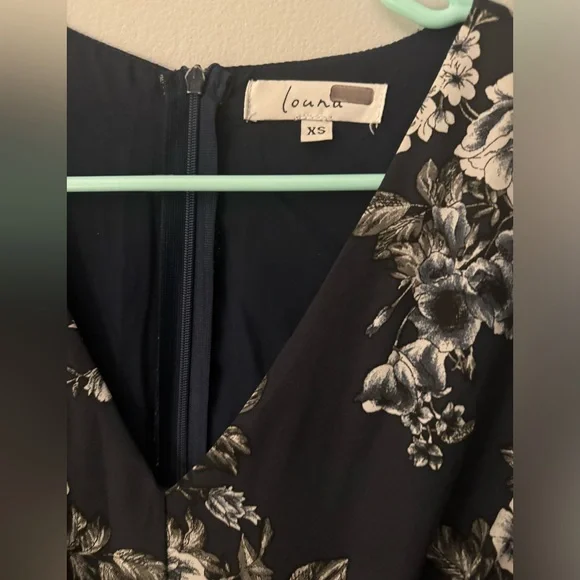 Louna Navy Floral Wrap Midi Dress XS - Picture 3 of 3
